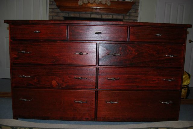 dresser3.jpg